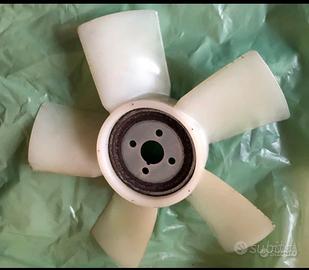 Microcar con motore Kubota Z402.