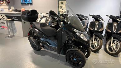 Piaggio MP3 300