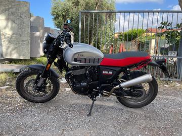 Moto SWM km 8000
