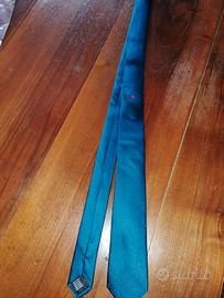 Cravatta in seta da donna