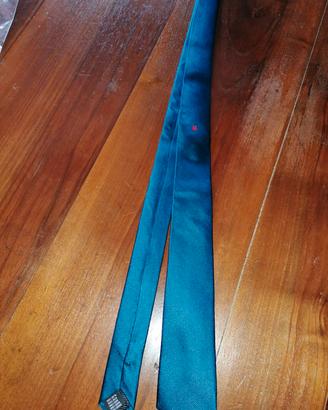 Cravatta in seta da donna