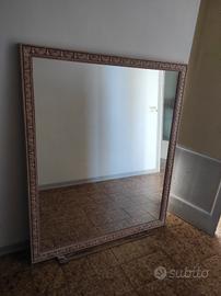 cornice a specchio in gesso 