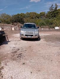 Hyundai santa Fe anno 2005 grigio metallizzato 