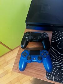 Playstation 4 slim 861 gb, 8 giochi e 2 controller