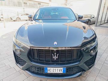 MASERATI Levante V6 AWD Gransport