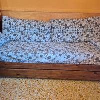 Divano letto con due reti e due materassi
