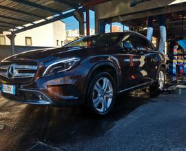 MERCEDES GLA (X156) - 2015 enduro 126.000km 4x4