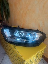 Faro anteriore HELLA 1EG 015.091-01 – Nuovo