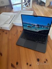 Apple MacBook Air 13" (Chip M5 - 16GB RAM) - Nuovo