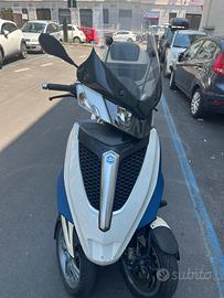Piaggio MP3 Yourban