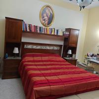 Camera da letto in legno massiccio
