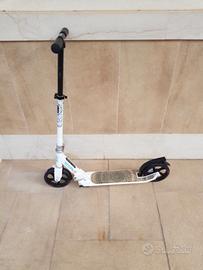 Monopattino Bambino 2 Ruote Grandi Pieghevole