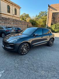 Porsche Macan 2.0 T