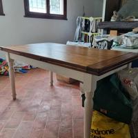 Tavolo in massello di tiglio