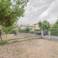 SAN VENDEMIANO casa singola su 3 livelli C503