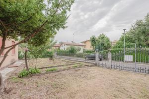 SAN VENDEMIANO casa singola su 3 livelli C503