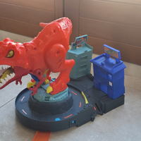 Hot wheels assalto del T-rex
