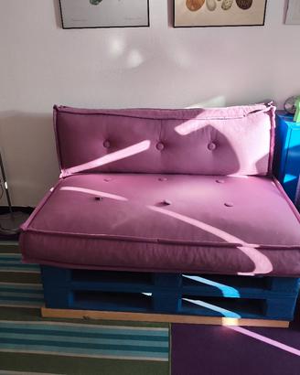 Divano futon con pallet
