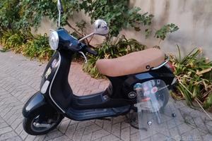 Scooter Motorino Vespa LX50 4t 50cc