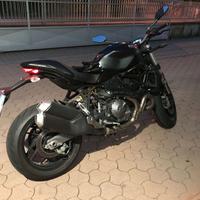 Moto Ducati Monster 821