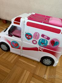 Ambulanza barbie