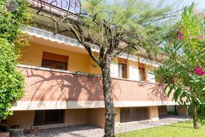 Elegante villa singola vicino al centro