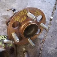 Mozzo posteriore sx Toyota Yaris 2012