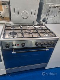 Cucina 5 Fuochi In Acciaio