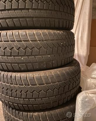 Pneumatici/gomme  invernali per audi a3 e similari