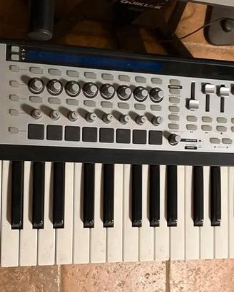 Tastiera Novation 61 SL Mk2 MIDI Controller