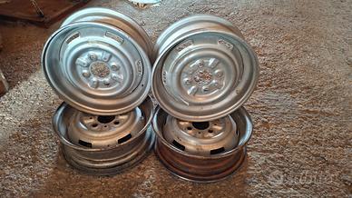 Quattro cerchi Fiat 126