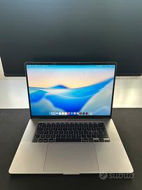 Mac Book Pro - 16” - 2019 - i9