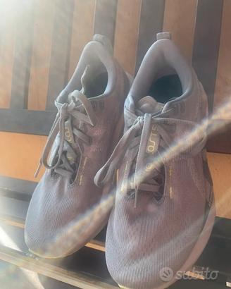 Scarpe Asics da corsa