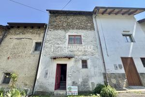TERRATETTO DA RISTRUTTURARE