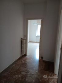Appartamento di 68 m² al 7 piano con ascensore