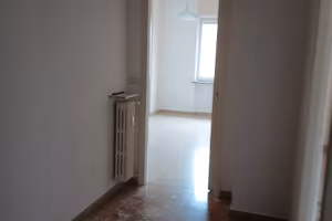 Appartamento di 68 m² al 7 piano con ascensore