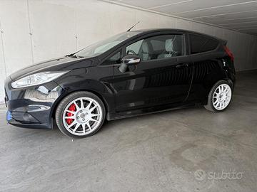 Ford fiesta st 1.6 turbo