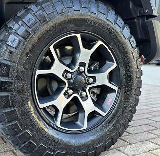 Cerchi 17”  e Gomme BFG 255/75 R17 Wrangler JL