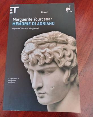 memorie adriano marguerite yourcenar libro