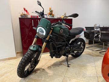 Benelli Leoncino 800 Trial