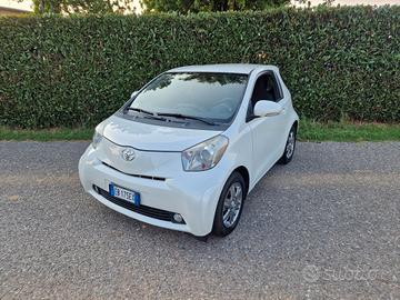 Toyota iQ 1.0 Automatica