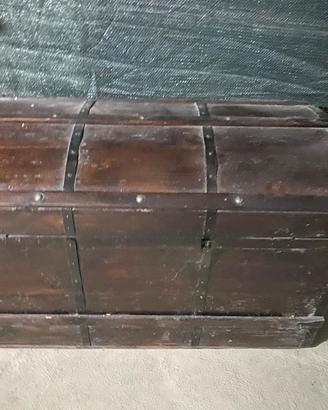ANTICO BAULE IN LEGNO FORZIERE TIPO NAVALE MILITAR