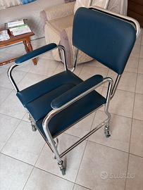 Sedia Comoda per anziani e disabili con ruote