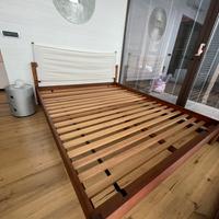 Letto matrimoniale in legno