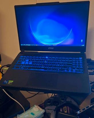 MSI Cyborg i7 , 16gbDdr5, rtx 4050