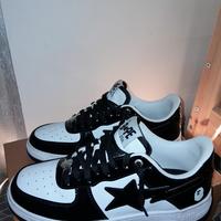 A Bathing Ape Bape' sta Black and white 