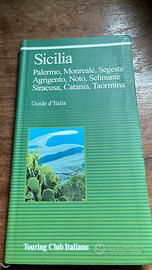 Touring Club Italiano Guide d’Italia Siculia