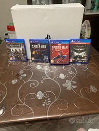 PlayStation 4 con scatolo