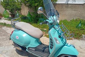 Piaggio Vespa GTS 250 i.e.