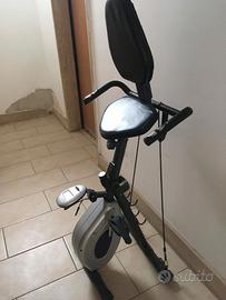 Cyclette orizzontale richiudibile